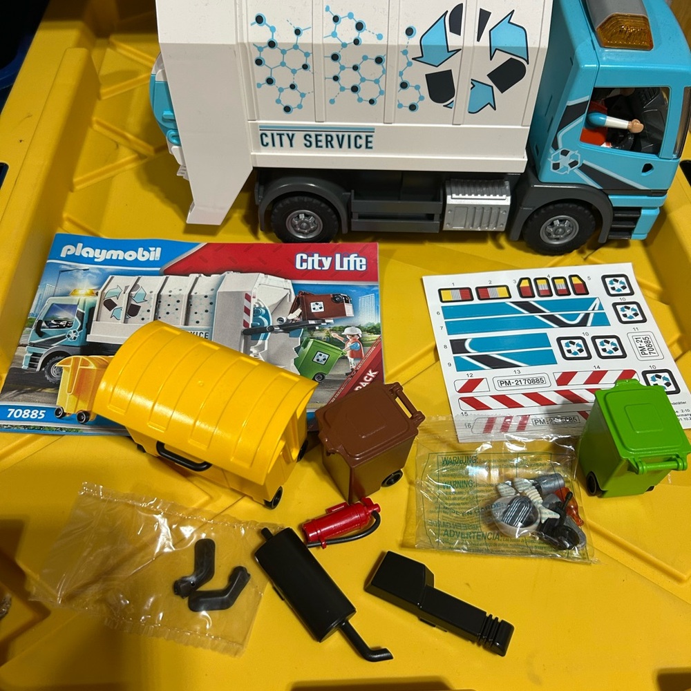 Playmobil truck